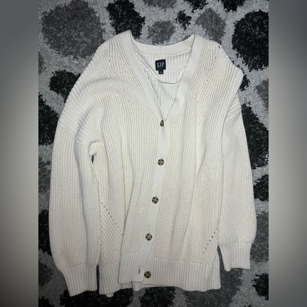 Gap Cardigan Large